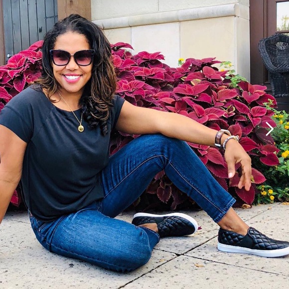 STEVE MADDEN ECENTRCQ BLACK QUILTED FAUX LEATHER SLIP ON SNEAKER - Picture 4 of 12